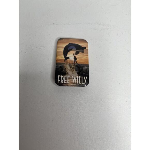 Pin Free Willy Back Movie Promotional Button 1993 Video Store Promo Whale - Picture 4 of 8